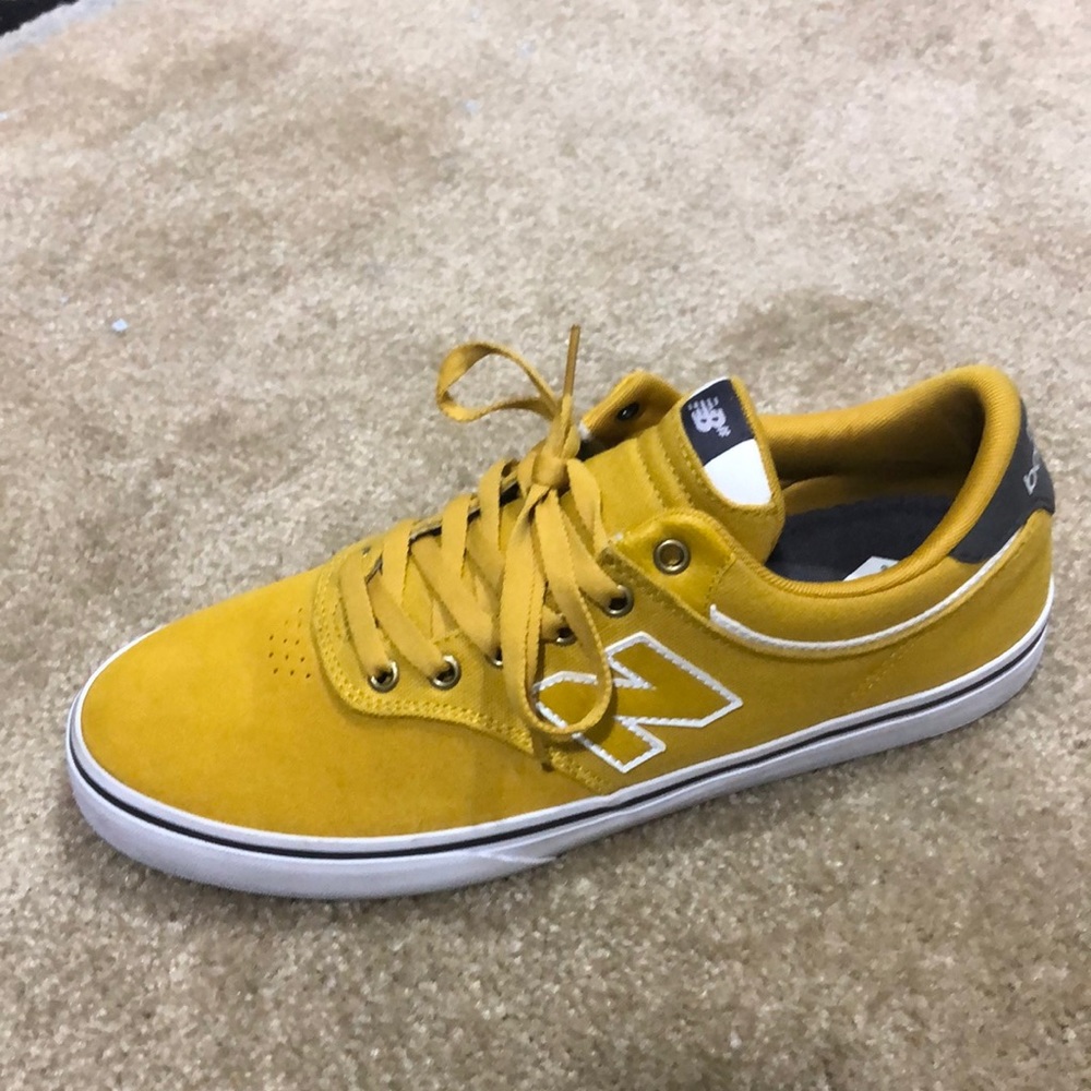 10.5/11/11.5/12 New balance low top mustard